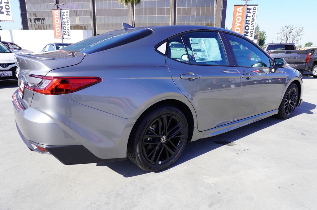 New 2026 Toyota Camry SE FWD image 4