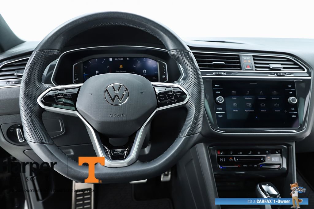 Used 2024 Volkswagen Tiguan SEL R-Line image 20