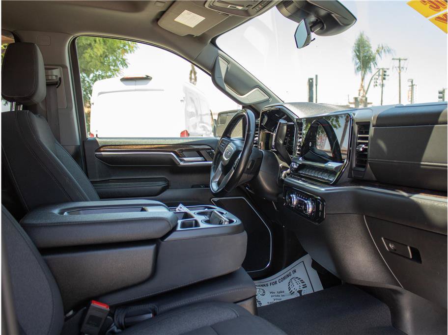 Used 2024 GMC Sierra 1500 SLE RWD image 10