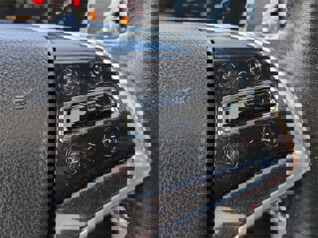 Used 2013 Cadillac SRX Luxury image 21