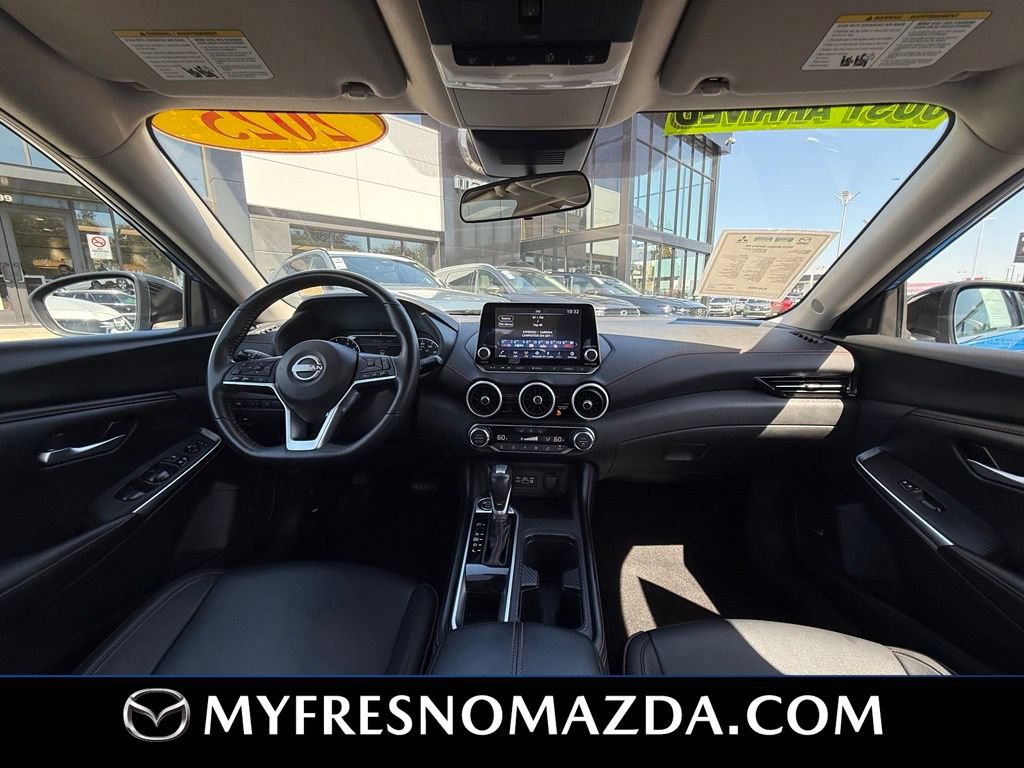 Used 2025 Nissan Sentra SR w/ SR Premium Package FWD image 18
