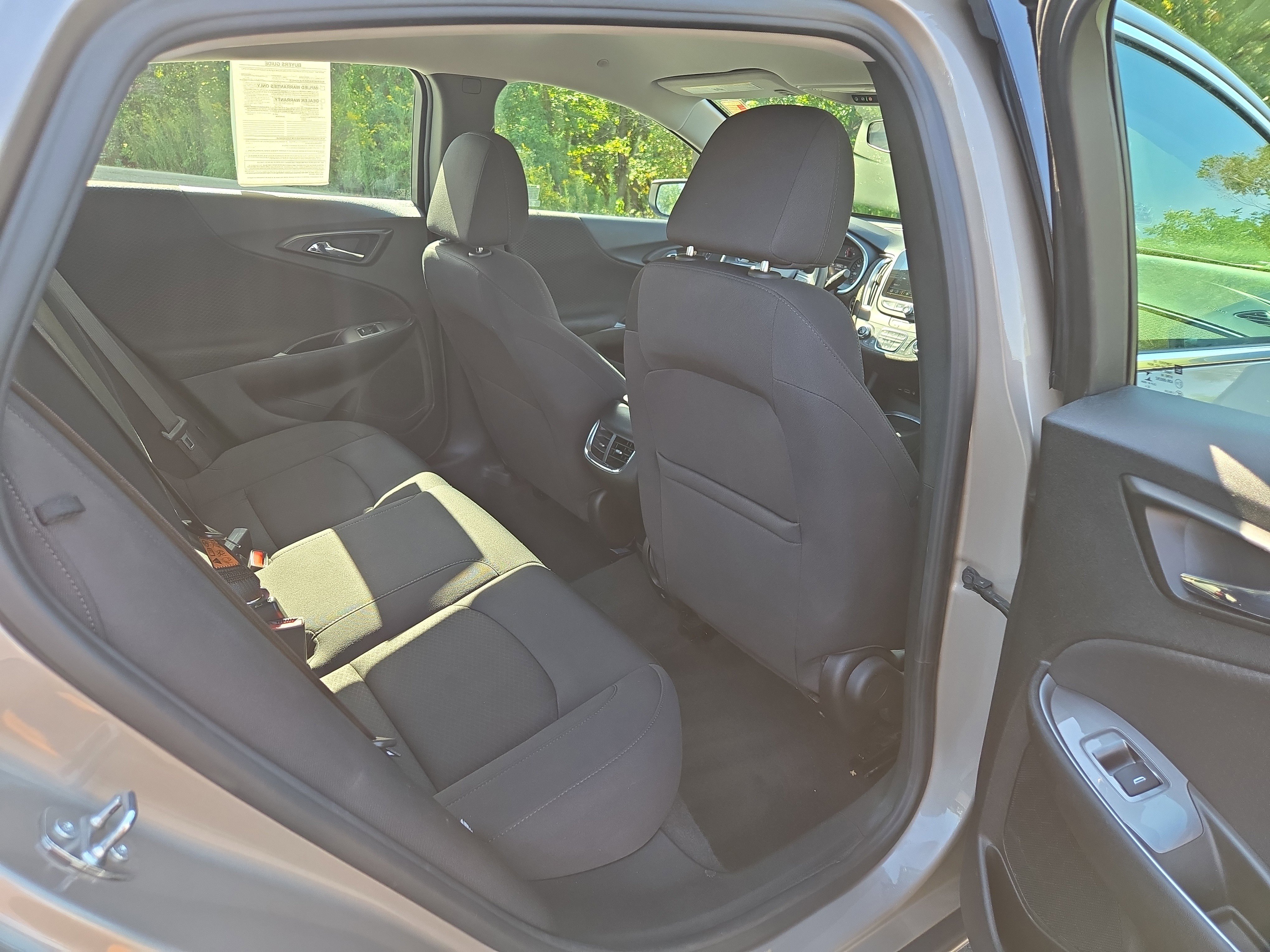 Used 2023 Chevrolet Malibu LT image 27