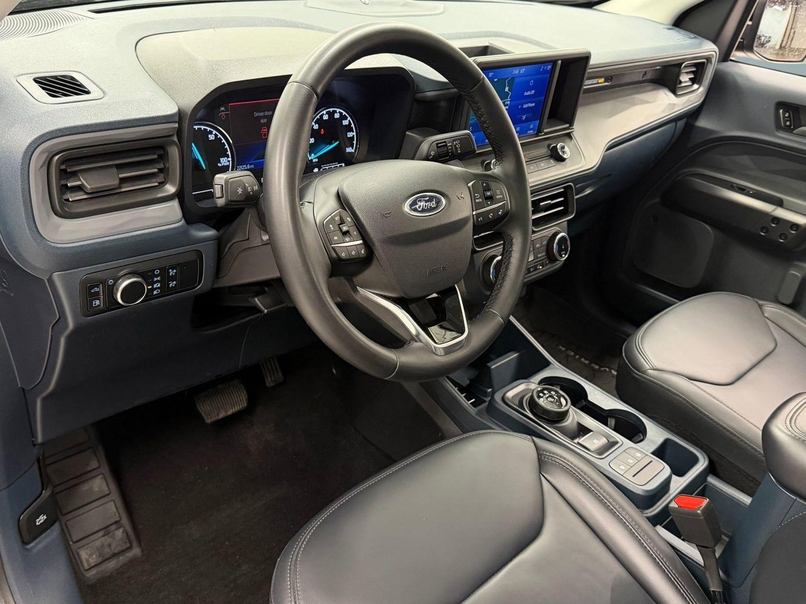 Used 2024 Ford Maverick Lariat w/ Black Appearance Package image 3