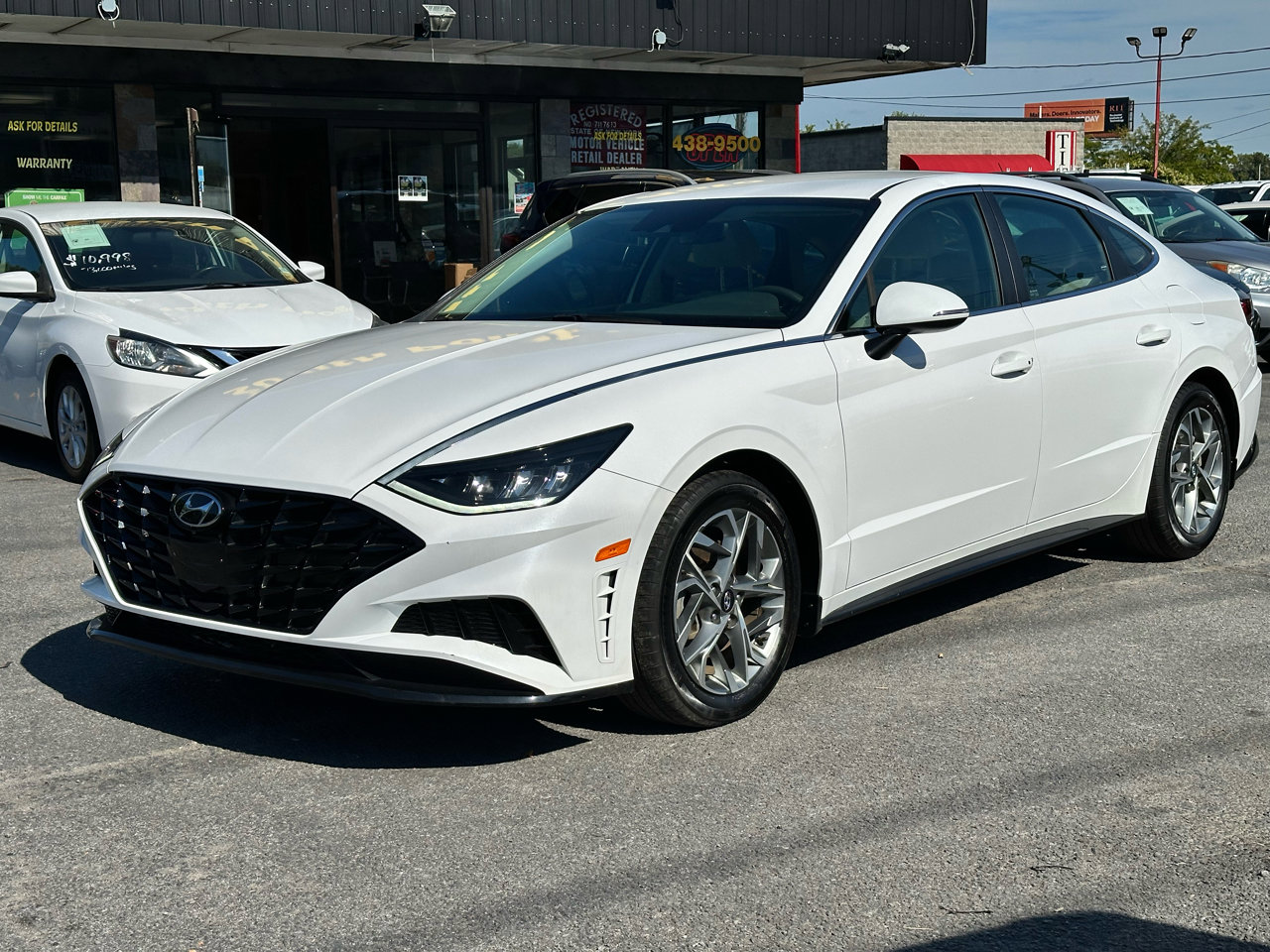 Used 2023 Hyundai Sonata SEL image 3