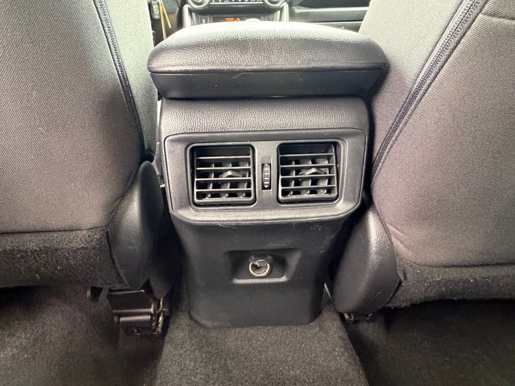 Used 2021 Toyota RAV4 LE image 30