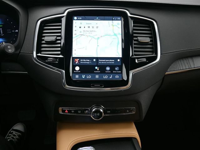Used 2023 Volvo XC90 T8 Ultimate w/ Protection Package image 14