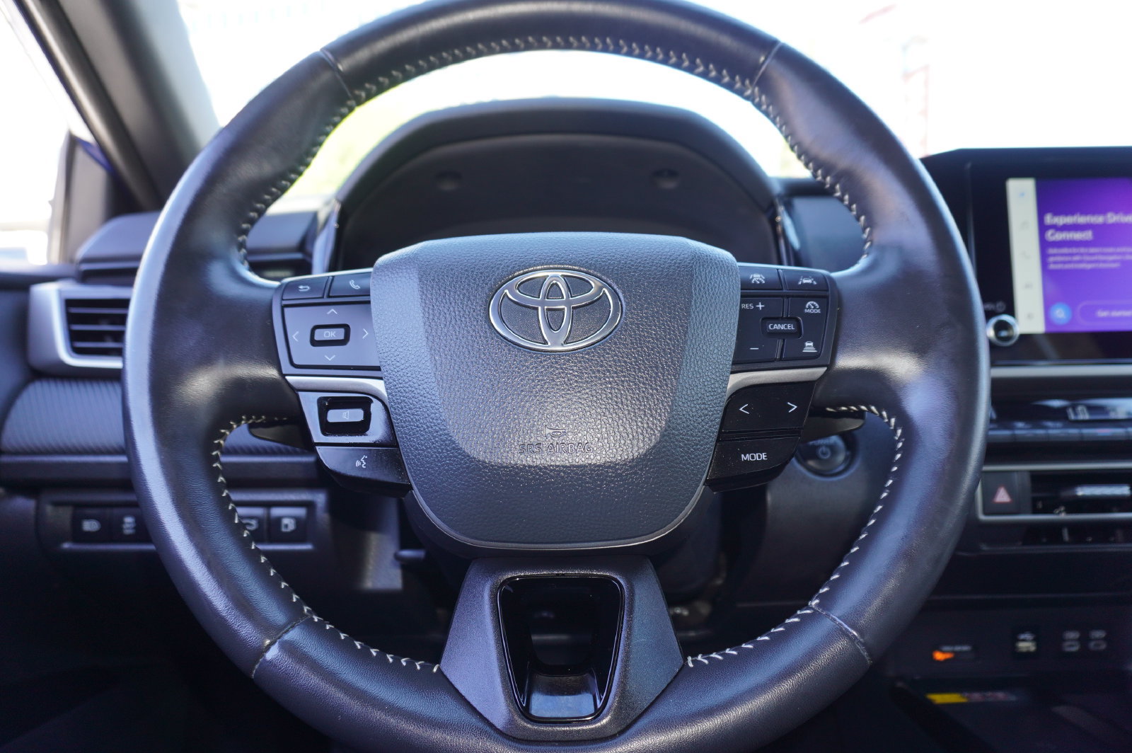Certified 2025 Toyota Camry SE FWD image 18