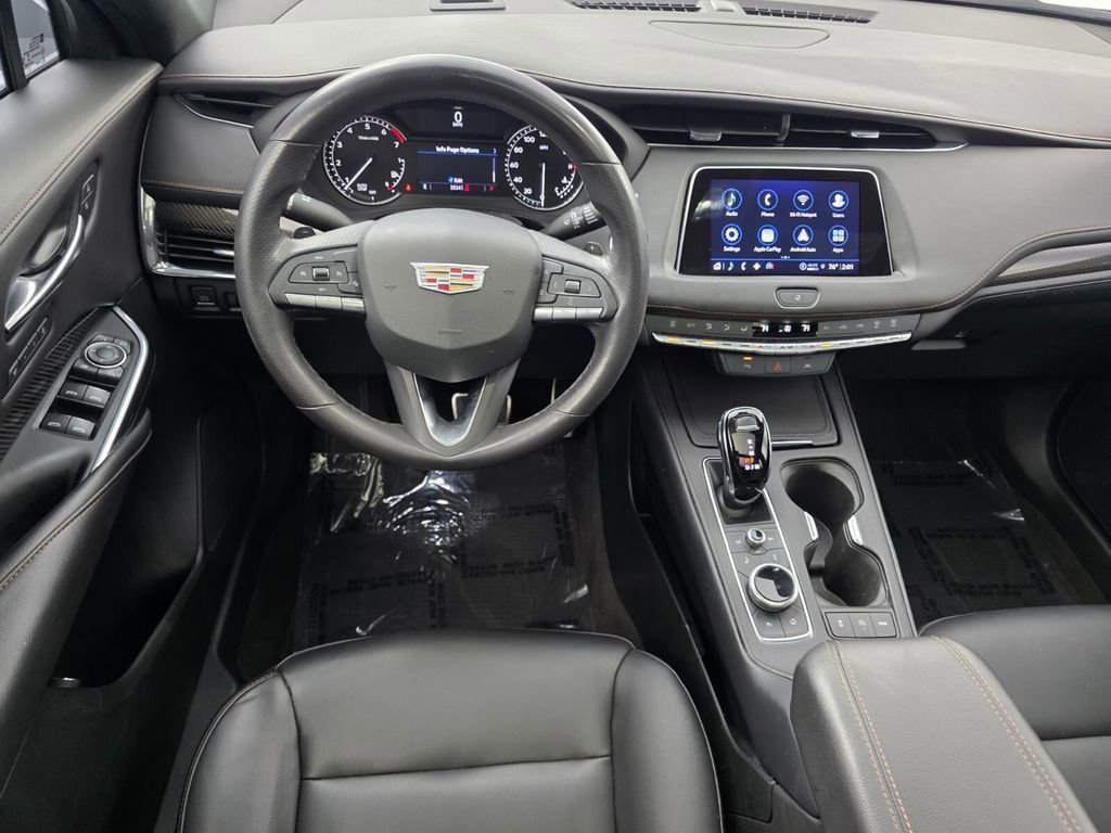 Used 2023 Cadillac XT4 Sport FWD image 13