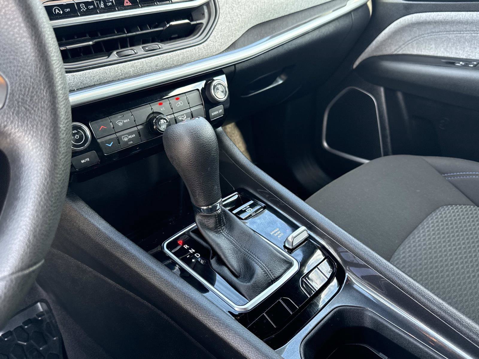 Certified 2023 Jeep Compass Sport AWD/4WD image 30