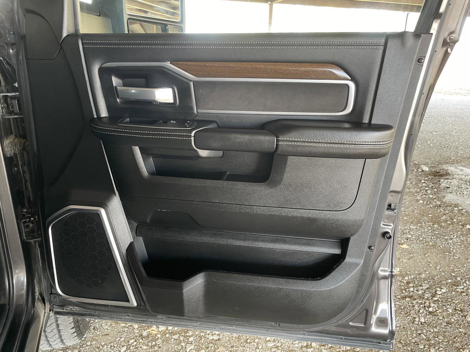 Used 2024 RAM 2500 Laramie image 37