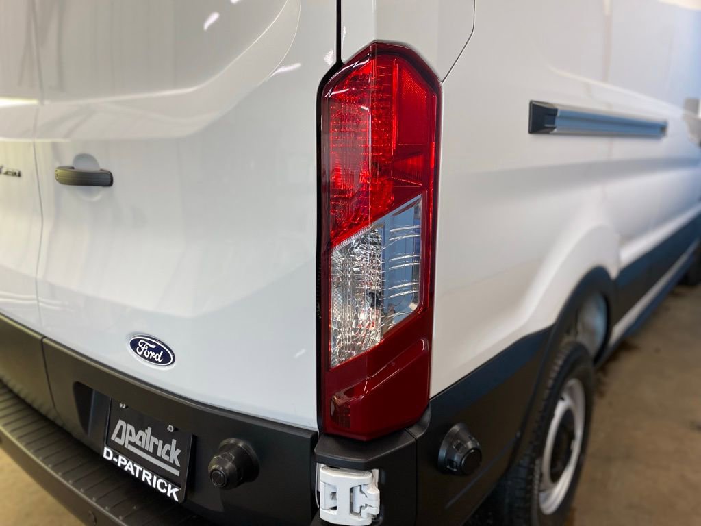 New 2026 Ford Transit 250 148 Medium Roof w/ Load Area Protection Package image 12