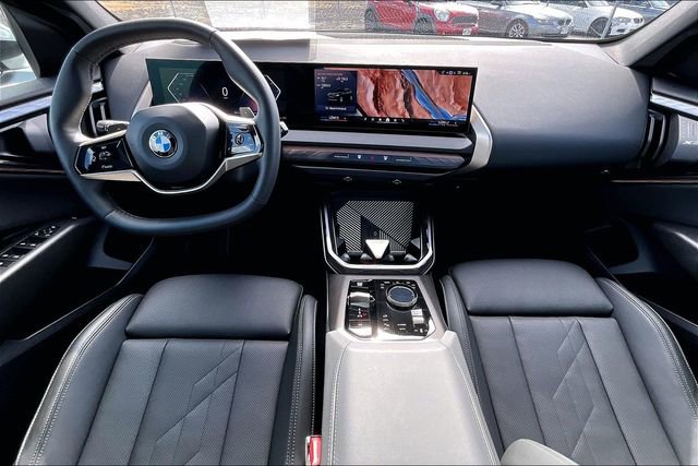Used 2025 BMW X3 xDrive30i w/ Premium Package image 15