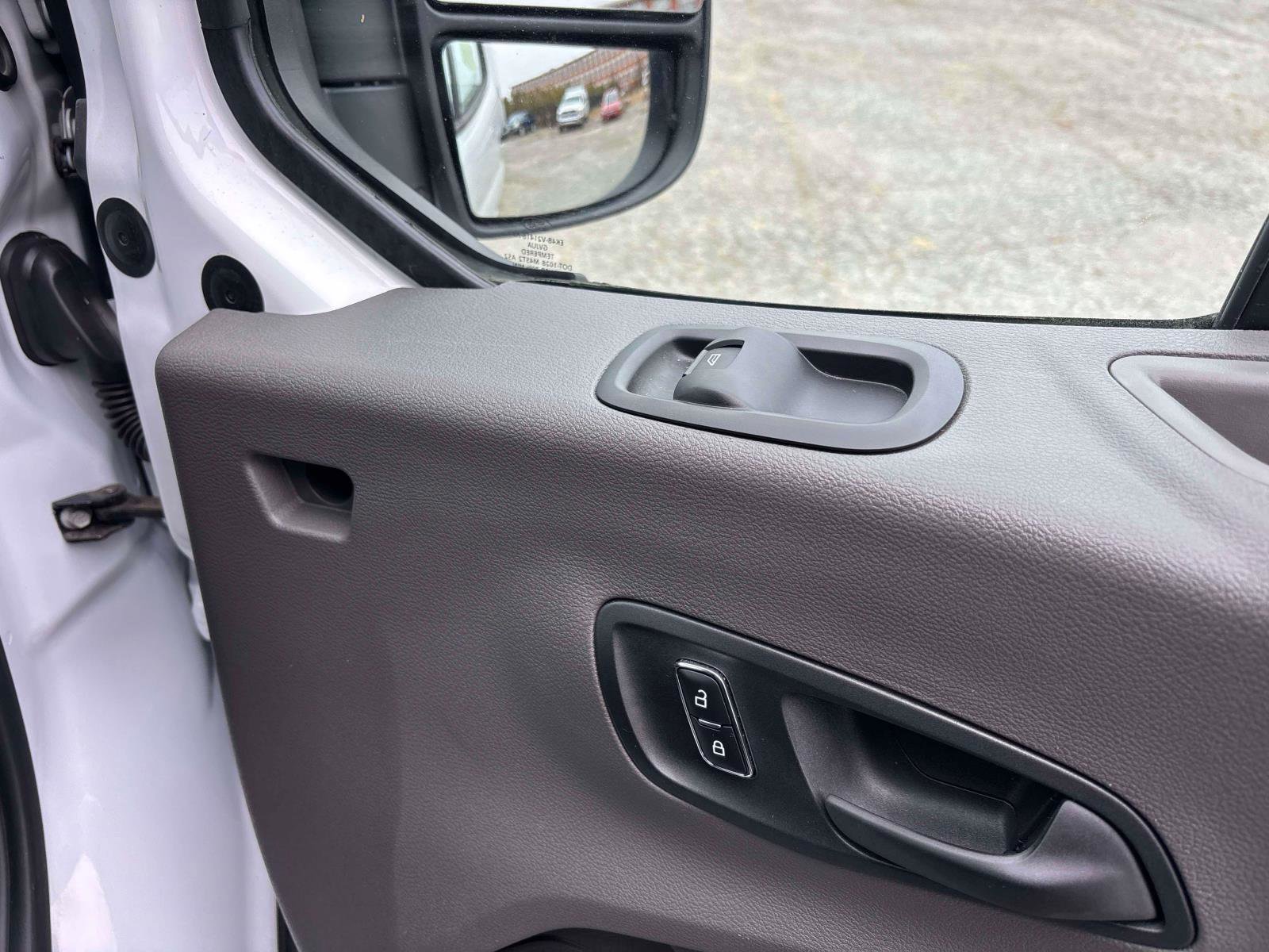 Used 2024 Ford Transit 250 Low Roof w/ Exterior Upgrade Package image 15