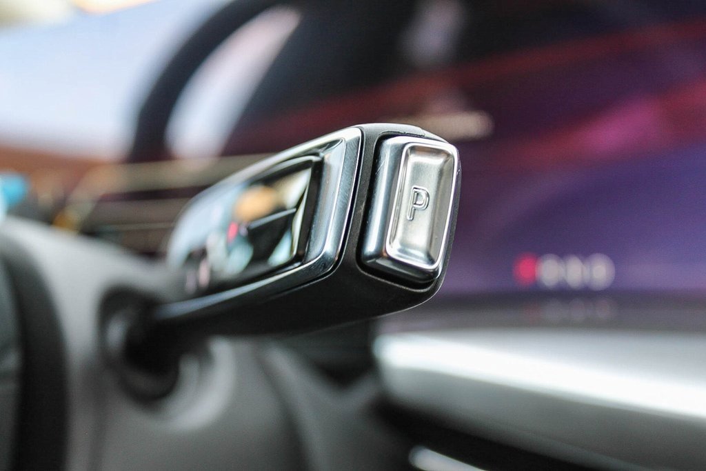 New 2025 Cadillac Escalade IQ Luxury 2 image 25