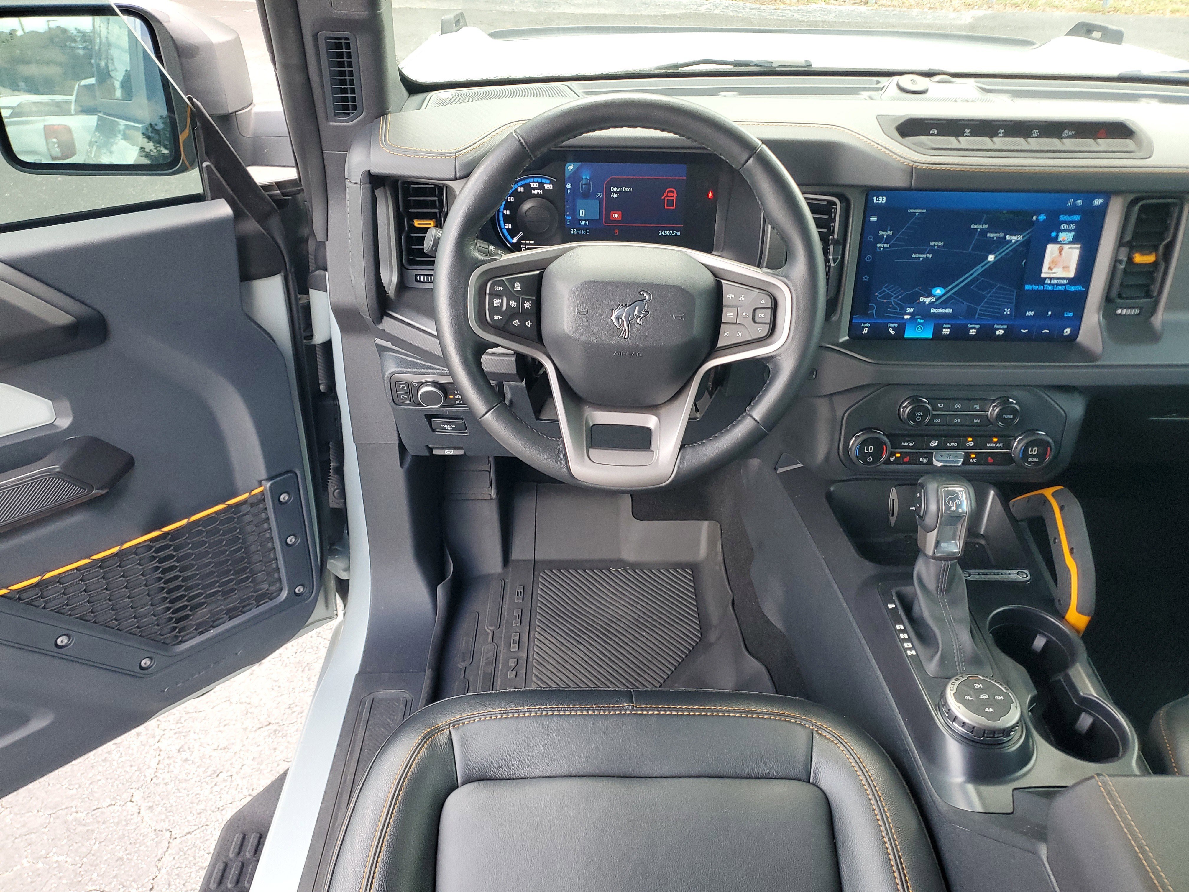 Used 2024 Ford Bronco Badlands image 23