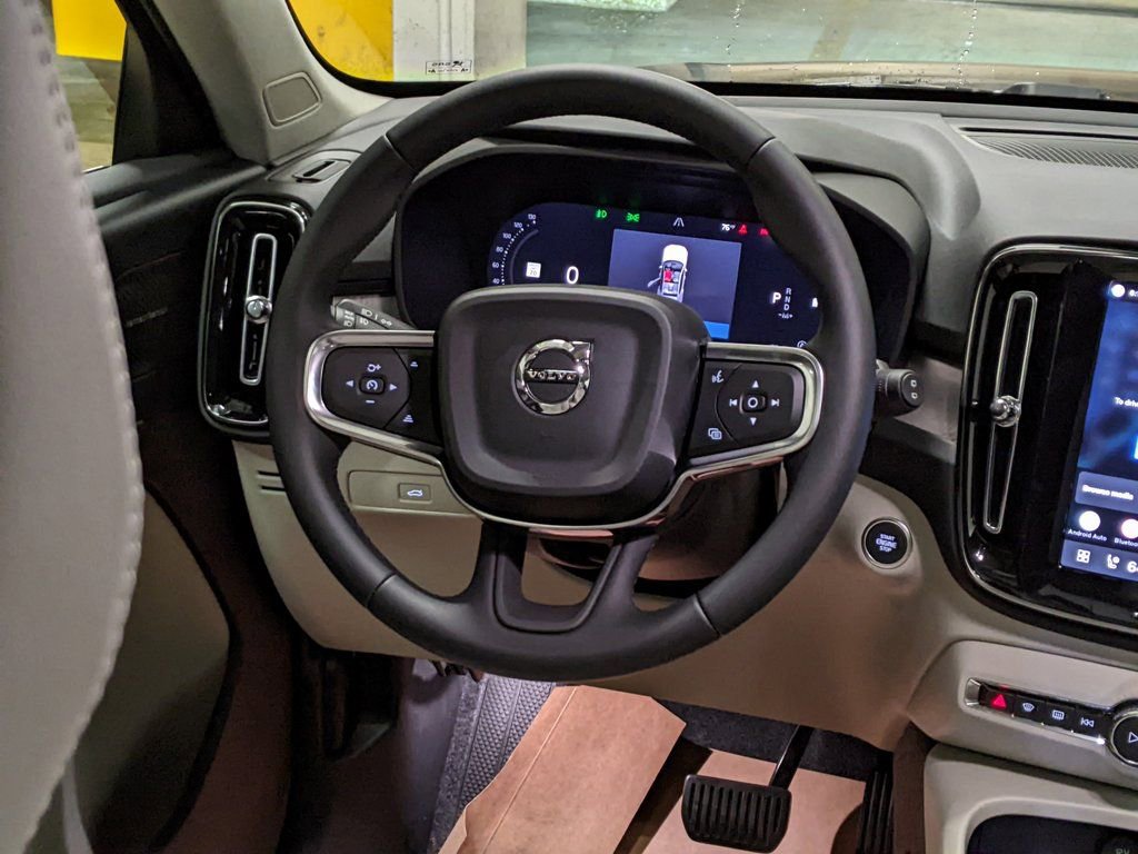 New 2026 Volvo XC40 B5 Ultra w/ Protection Package Premier AWD/4WD image 14