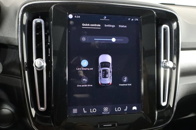Used 2023 Volvo XC40 Recharge Plus AWD/4WD image 29