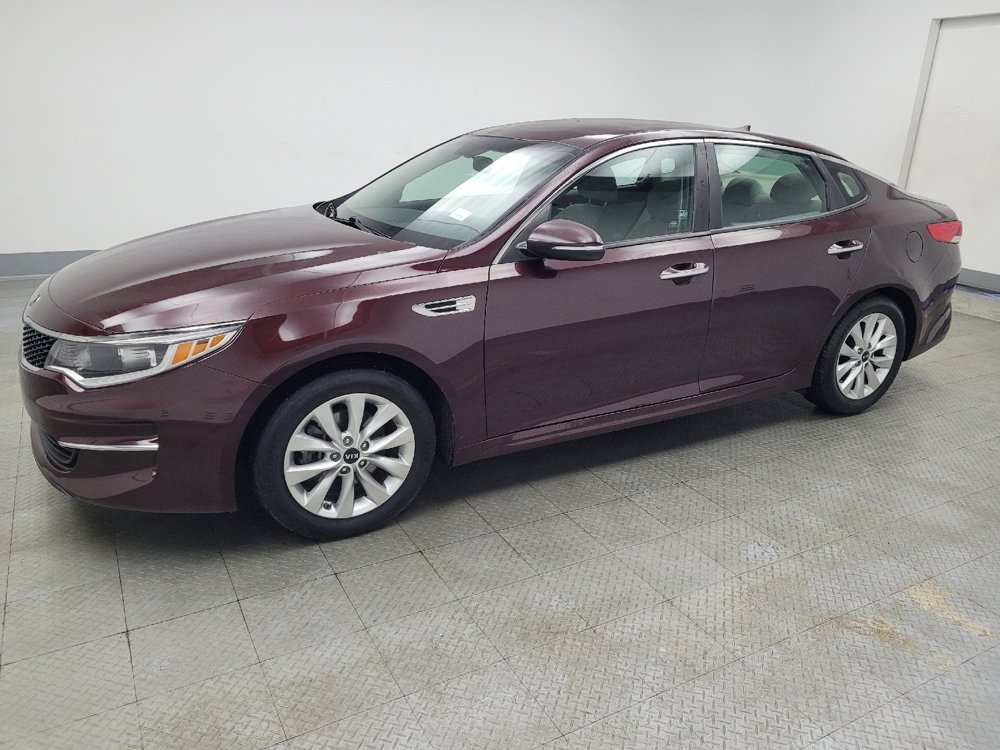 Used 2018 Kia Optima LX w/ Convenience Package image 2