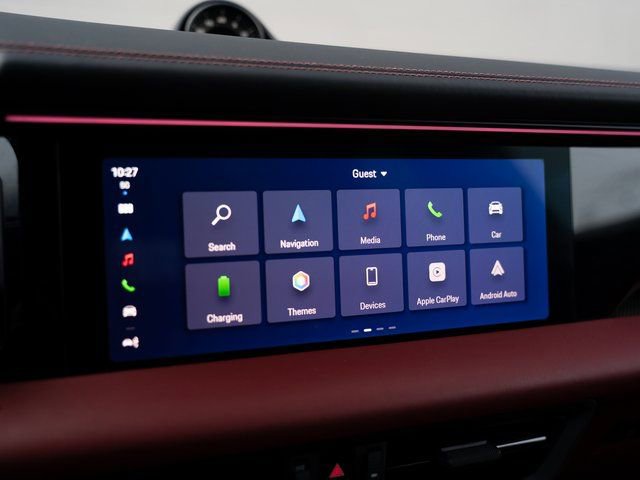 Certified 2025 Porsche Macan Turbo Electric image 26