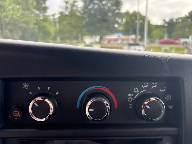 Used 2023 GMC Savana 2500 w/ Driver Convenience Package image 21