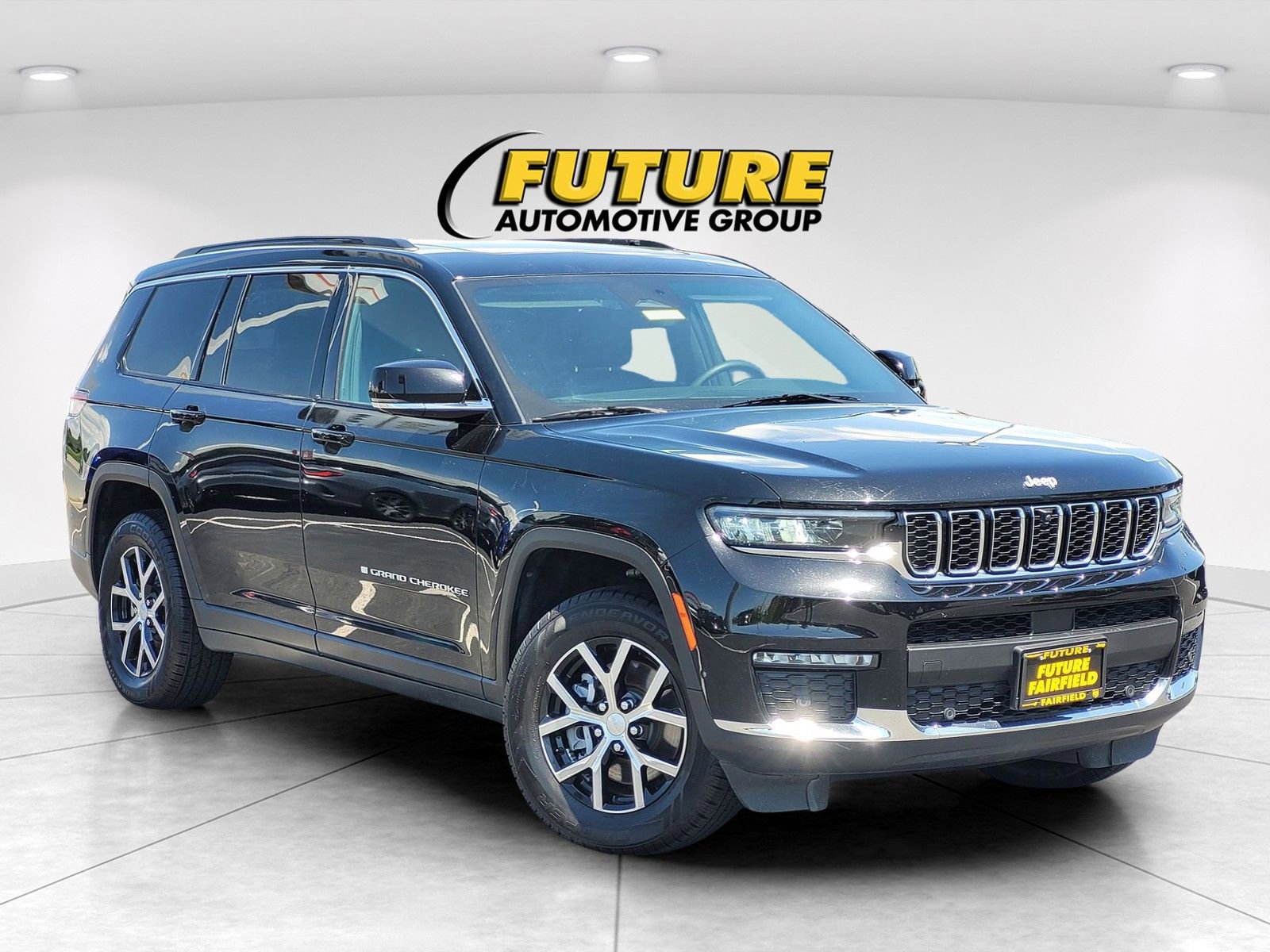 Used 2024 Jeep Grand Cherokee L Limited w/ Luxury Tech Group II AWD/4WD image 1