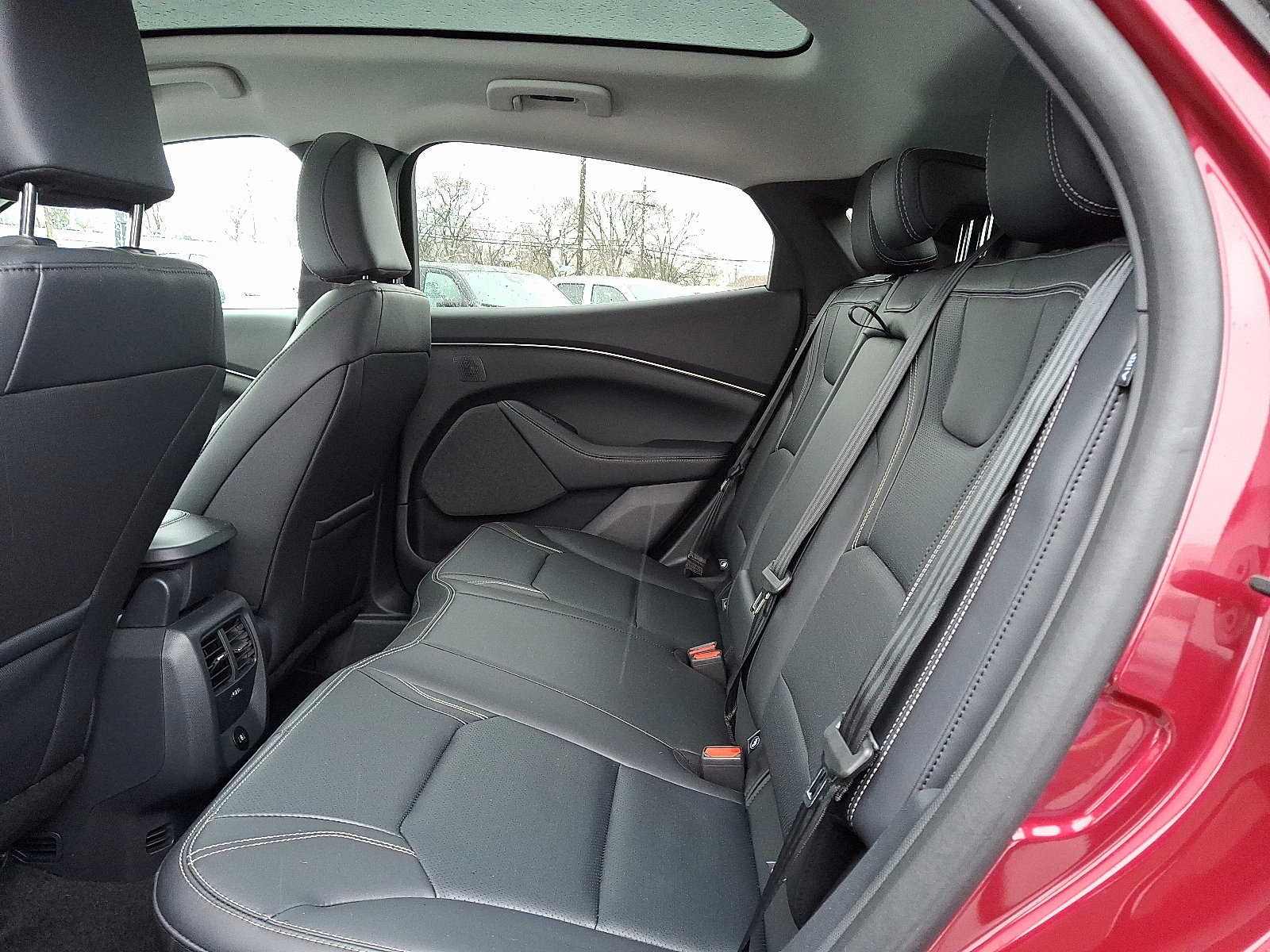 Used 2025 Ford Mustang Mach-E Premium image 10