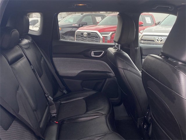 Used 2024 Jeep Compass Latitude image 13