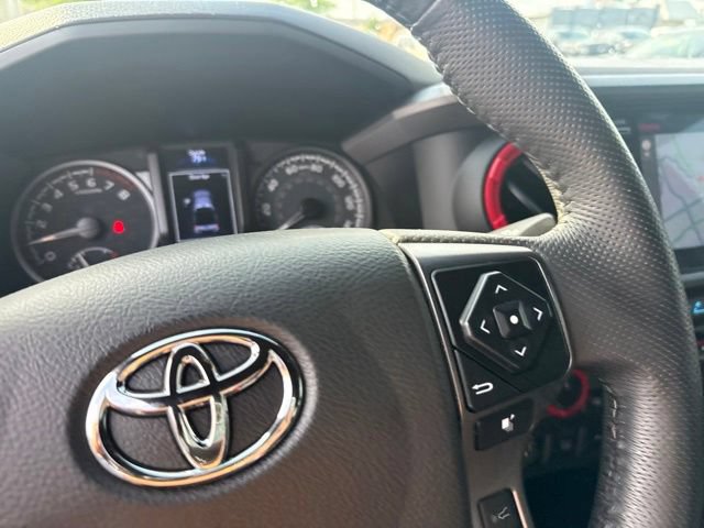 Used 2023 Toyota Tacoma TRD Off-Road w/ TRD Premium Off Road Package AWD/4WD image 24