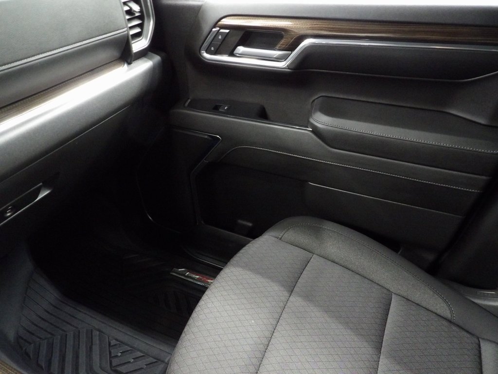 Used 2024 Chevrolet Silverado 1500 RST image 19