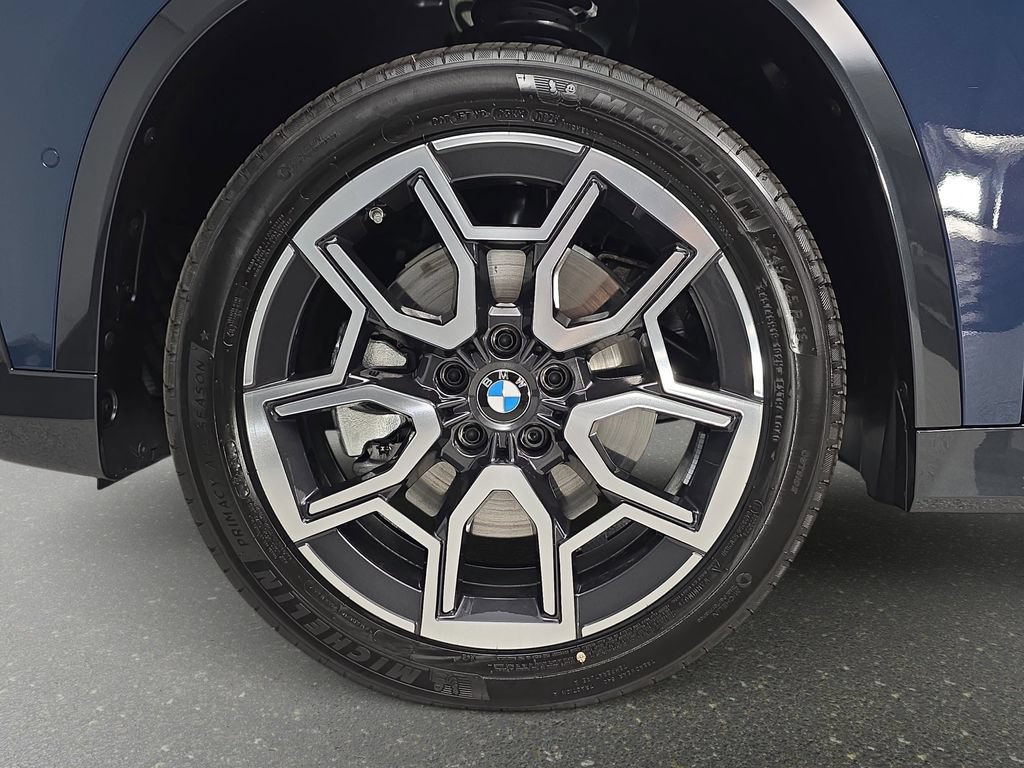 New 2026 BMW X1 xDrive28i w/ Technology Package AWD/4WD image 32