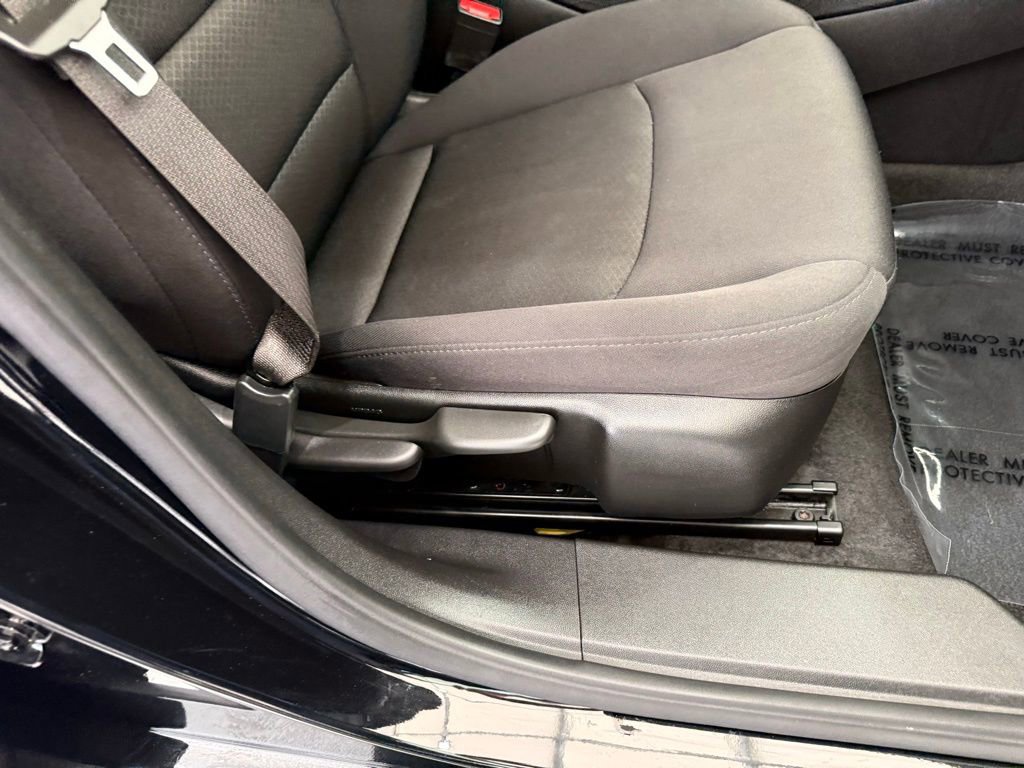 Used 2025 Chevrolet Malibu LT FWD image 21