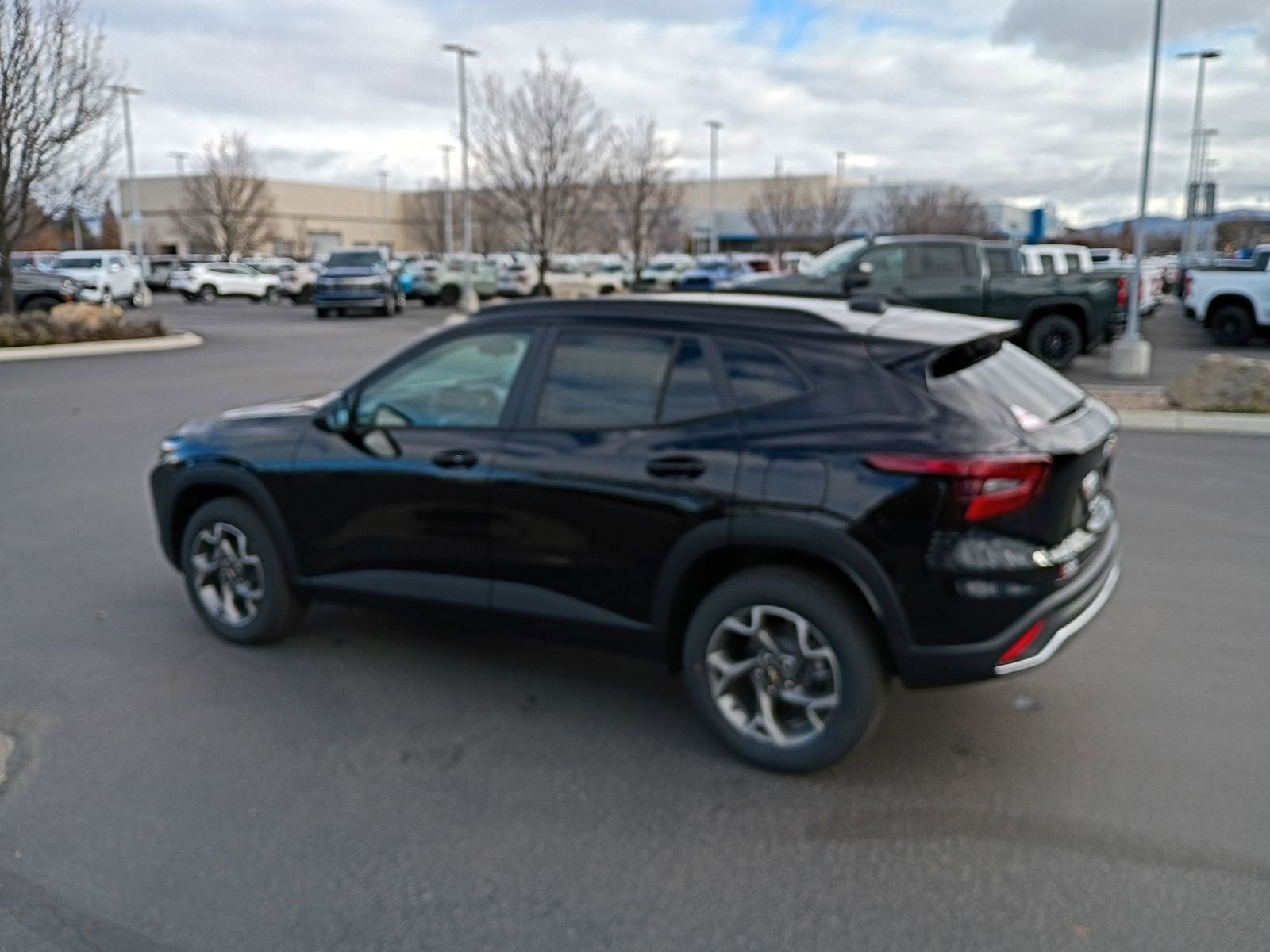 New 2026 Chevrolet Trax LT w/ Sunroof Package image 14