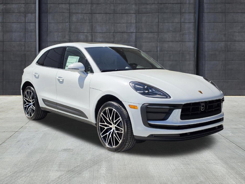 New 2026 Porsche Macan AWD/4WD image 6