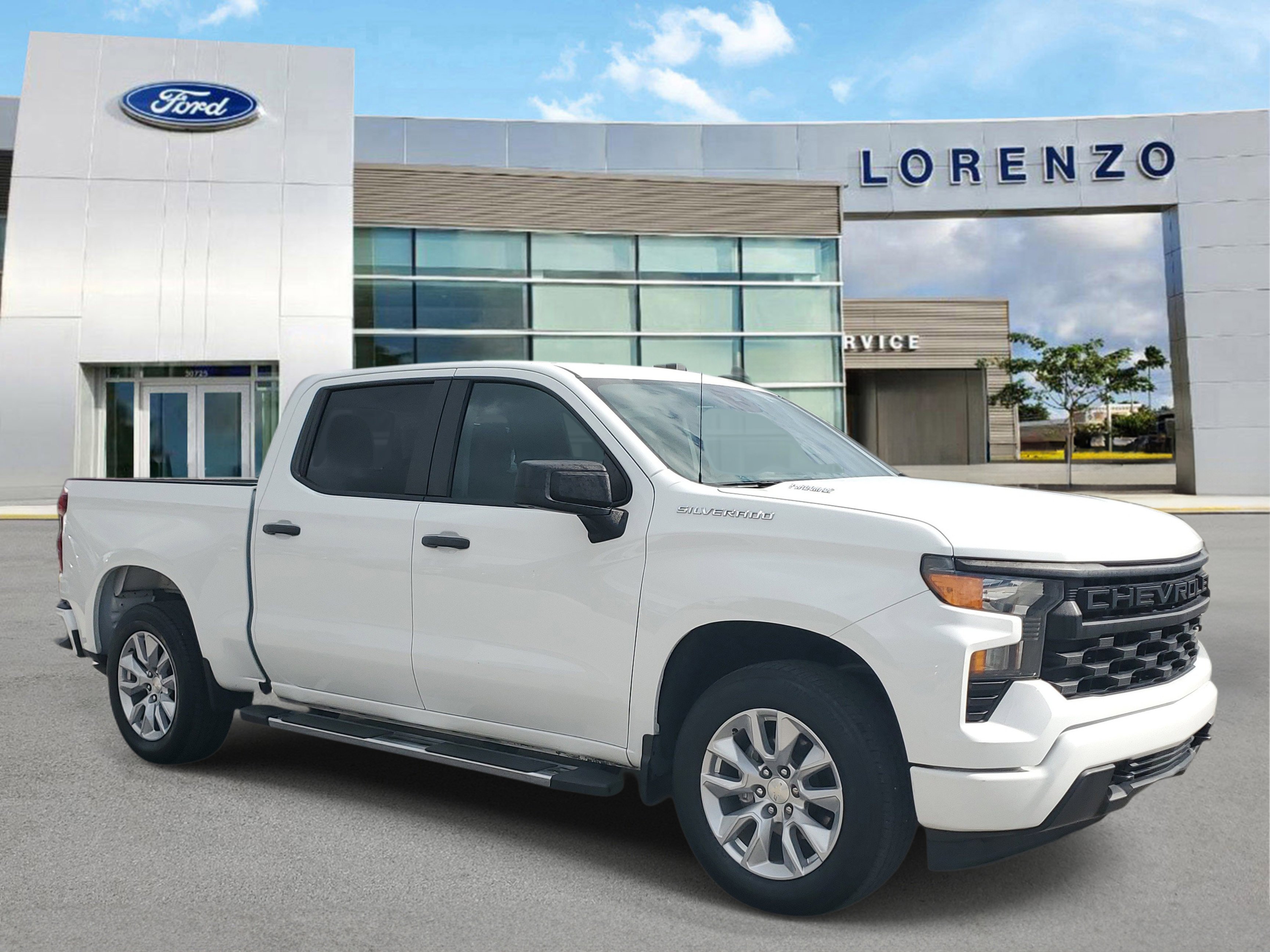 Used 2022 Chevrolet Silverado 1500 Custom RWD image 3