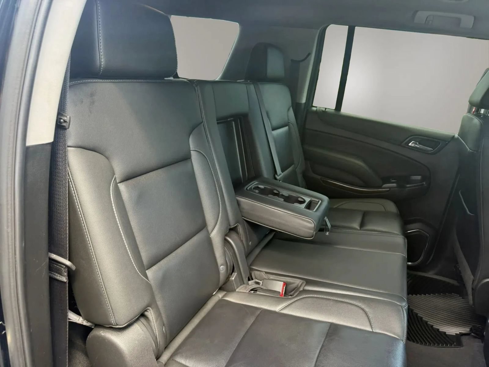 Used 2019 Chevrolet Suburban LT AWD/4WD image 44