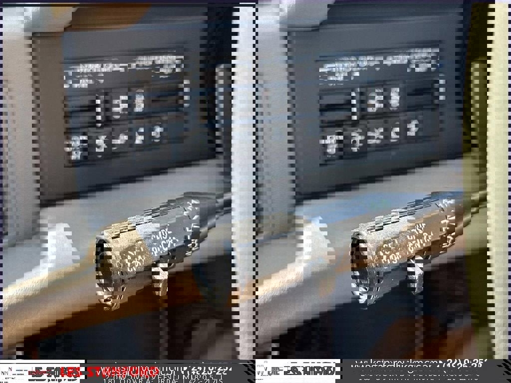 Used 1993 Cadillac Allante image 23