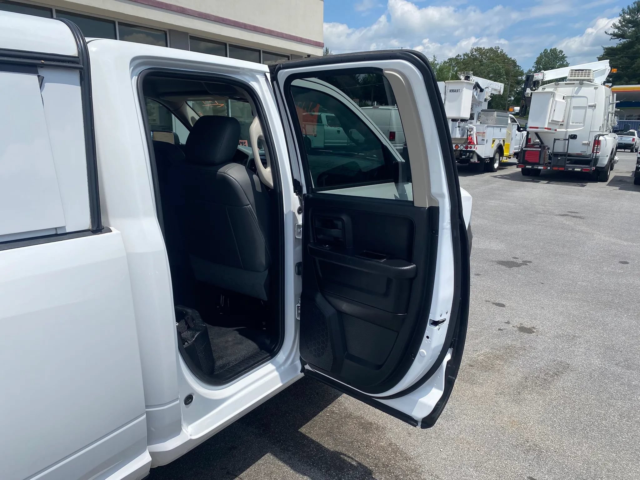 Used 2015 RAM 1500 Tradesman w/ Protection Group AWD/4WD image 26