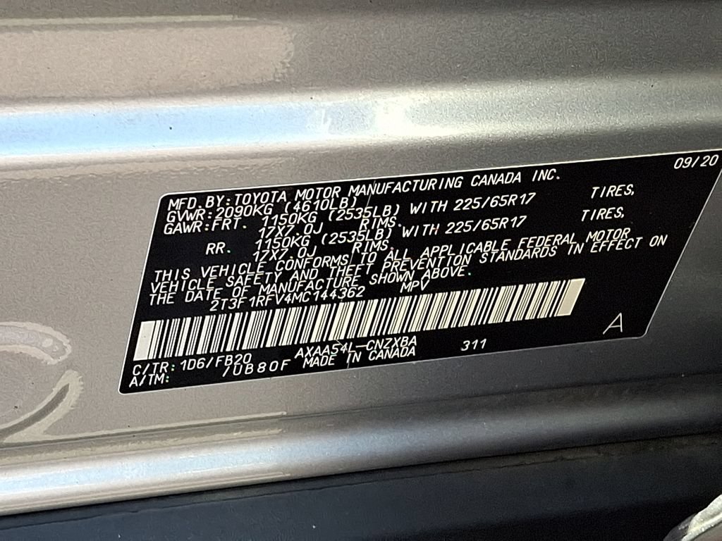 Certified 2021 Toyota RAV4 LE AWD/4WD image 27