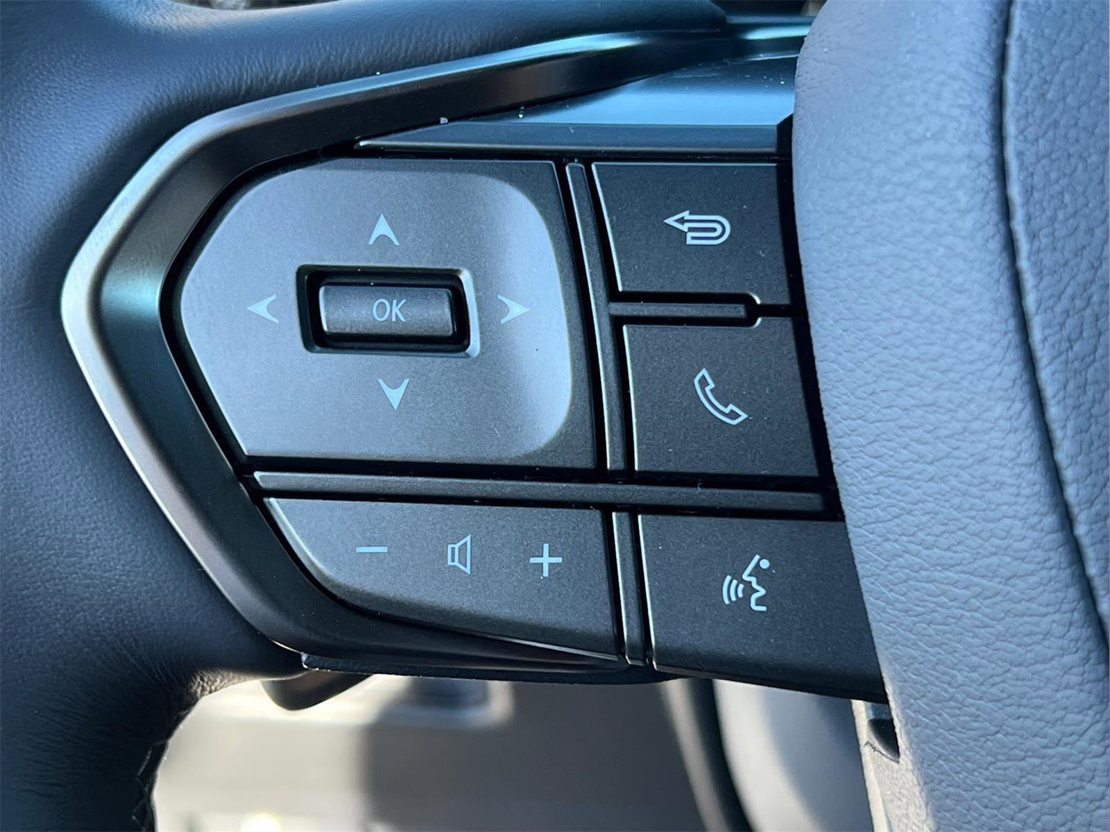 New 2026 Lexus LX 700h Luxury image 19