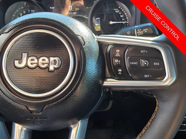 Used 2024 Jeep Wrangler Unlimited Sahara w/ Technology Group AWD/4WD image 15