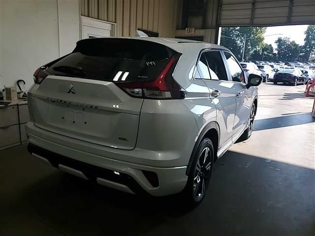 Used 2024 Mitsubishi Eclipse Cross SEL AWD/4WD image 3