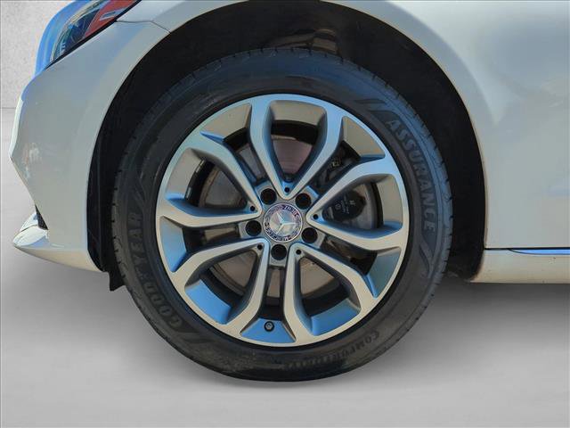 Used 2015 Mercedes-Benz C 300 4MATIC Sedan image 24