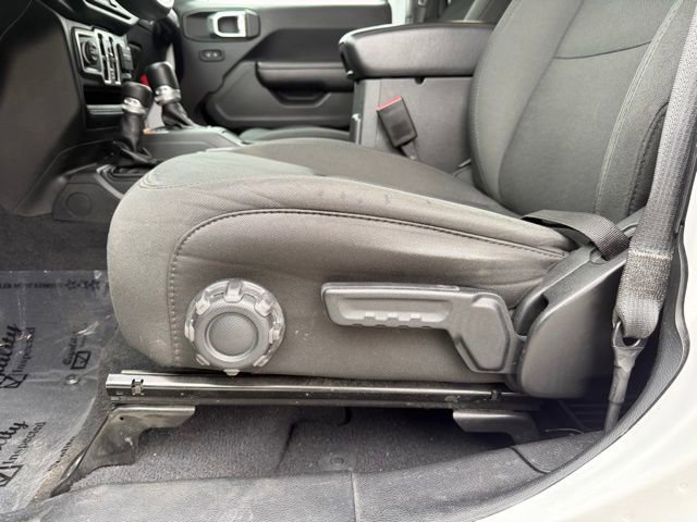 Used 2021 Jeep Wrangler Unlimited Sport image 9