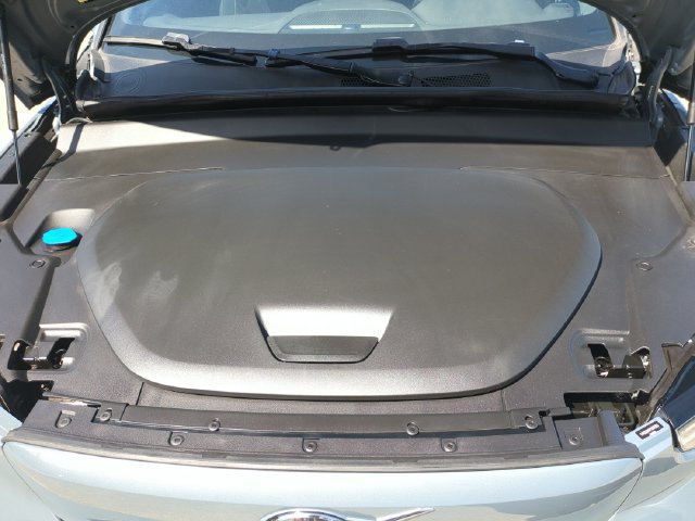 Used 2023 Volvo C40 P8 Recharge Ultimate AWD/4WD image 11