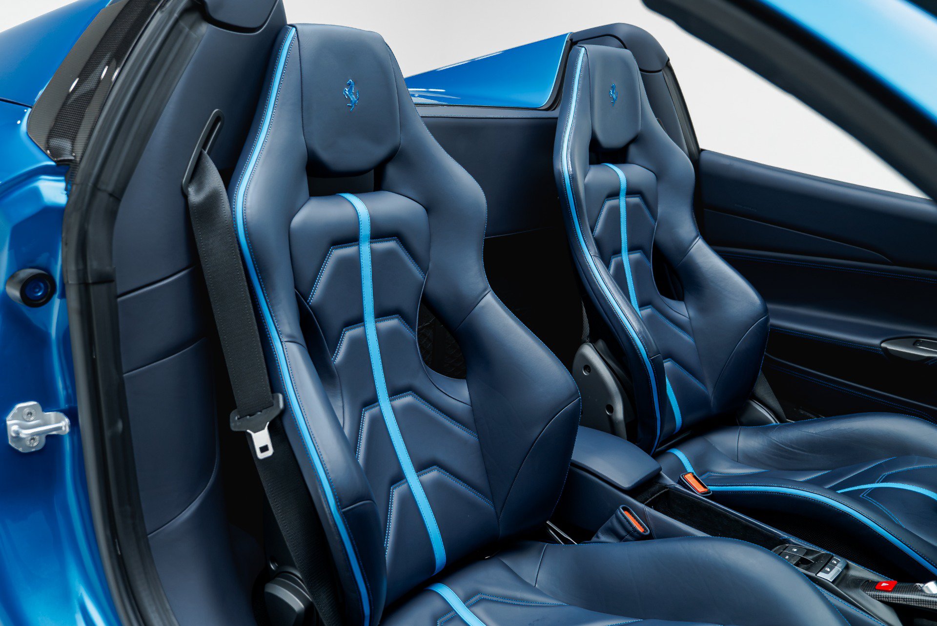 Used 2019 Ferrari 488 Spider RWD image 47