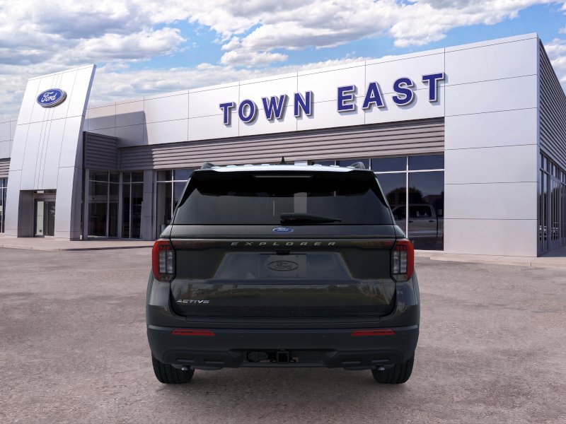 New 2026 Ford Explorer Active RWD image 14