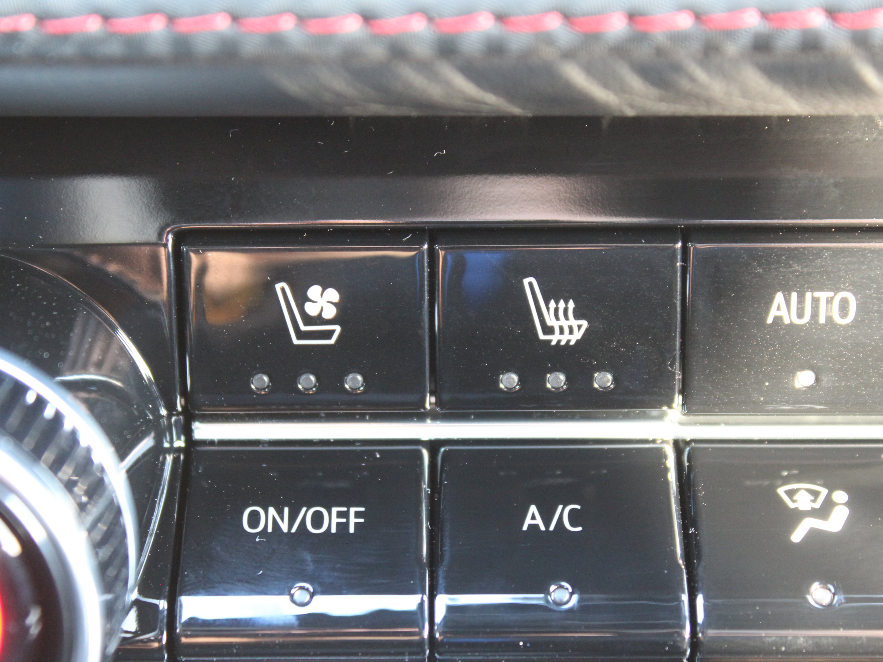 New 2026 Chevrolet Equinox RS w/ Convenience Package III image 13