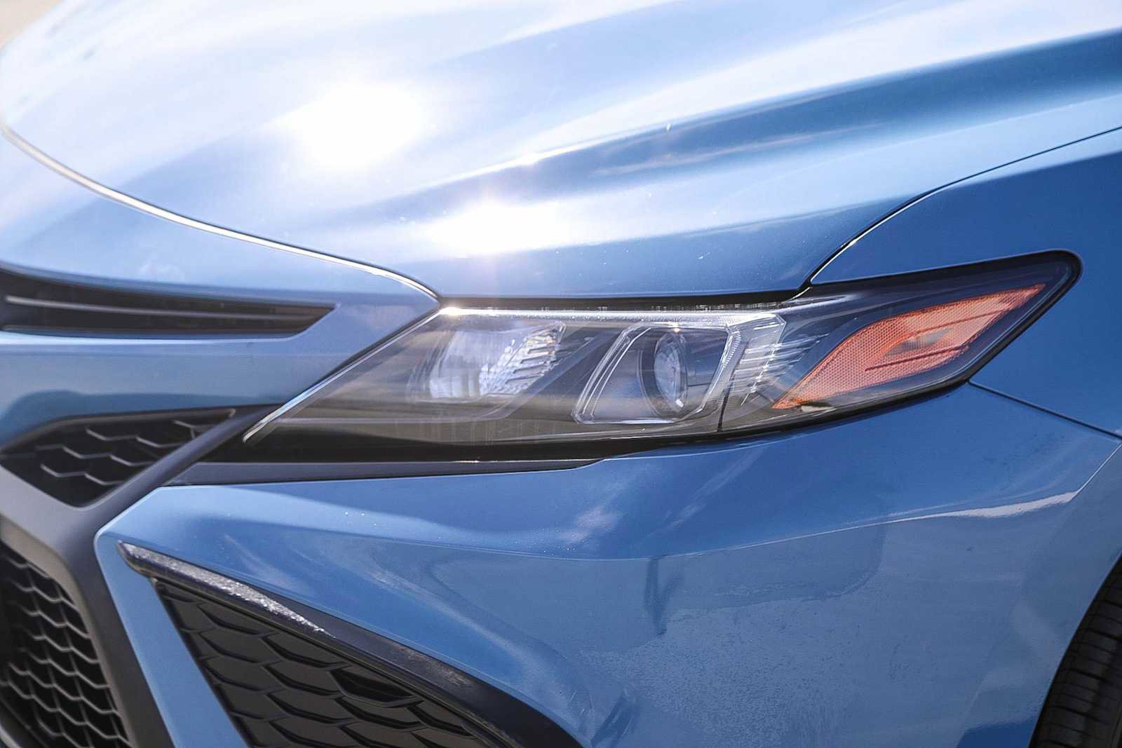 Certified 2024 Toyota Camry SE w/ Convenience Package image 9