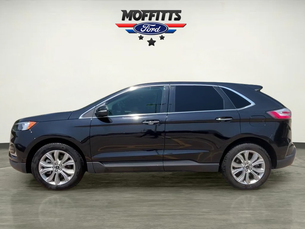 Used 2024 Ford Edge Titanium AWD/4WD image 2