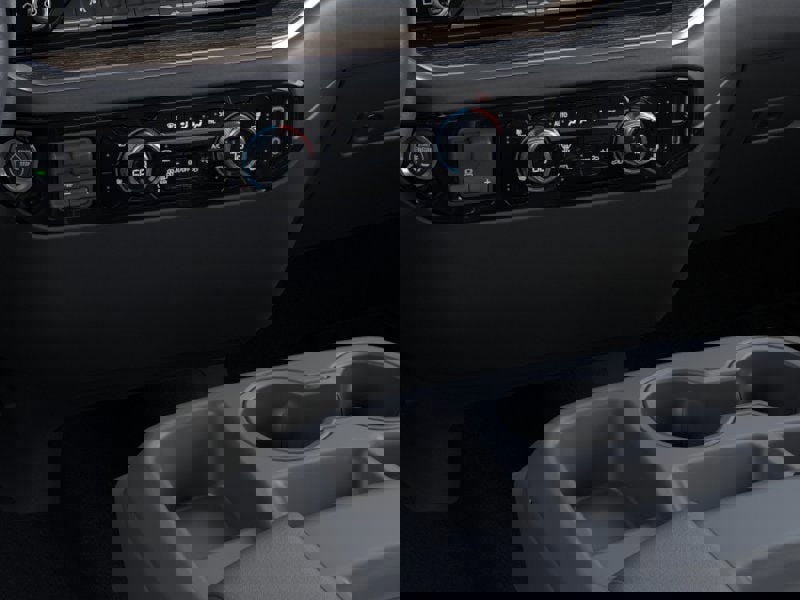 New 2026 GMC Sierra 1500 SLE w/ Preferred Package image 23